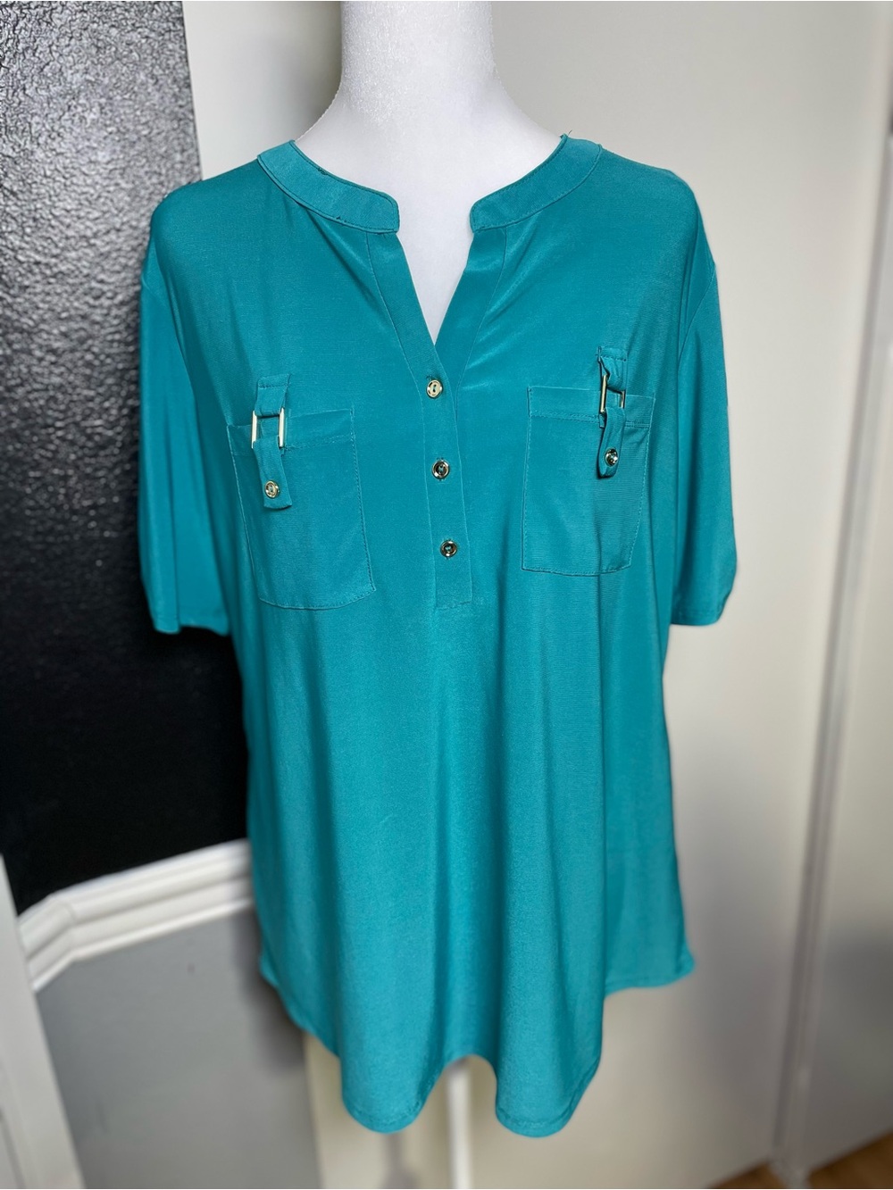 PerSeption Concept Teal Short-Sleeve Henley with Pocket Tabs